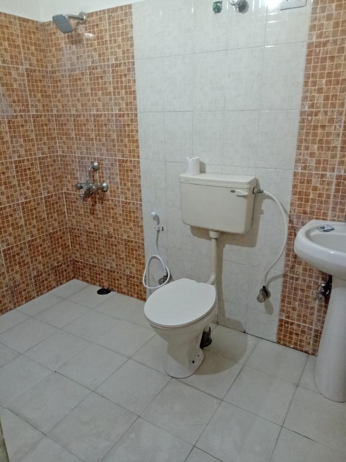 Hotel Nathu Palace New Delhi Extérieur photo