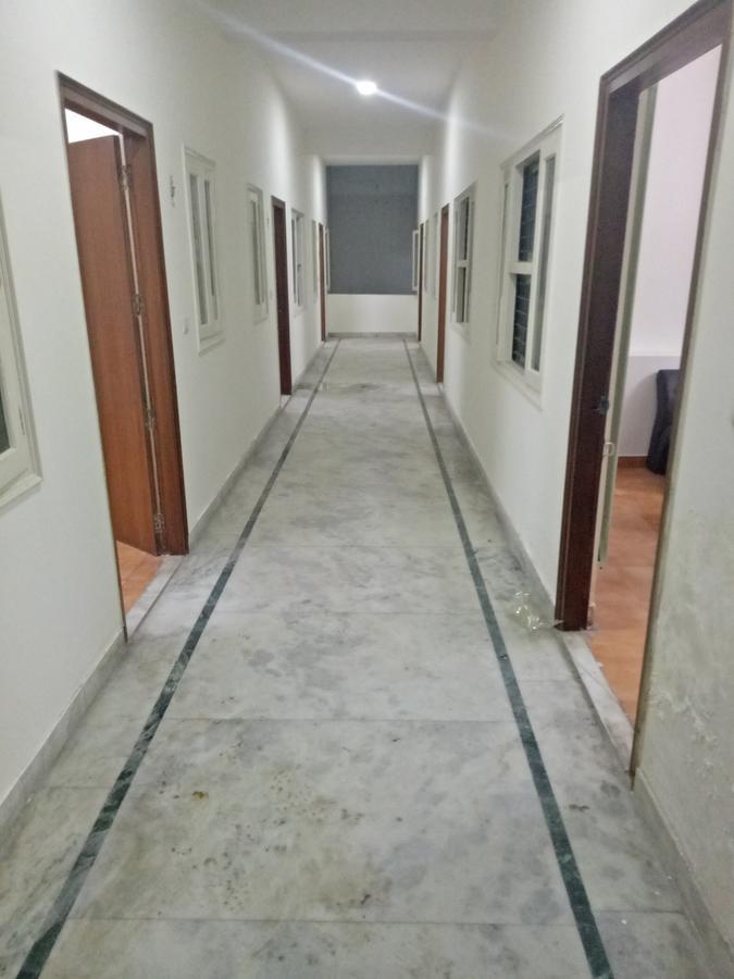 Hotel Nathu Palace New Delhi Extérieur photo